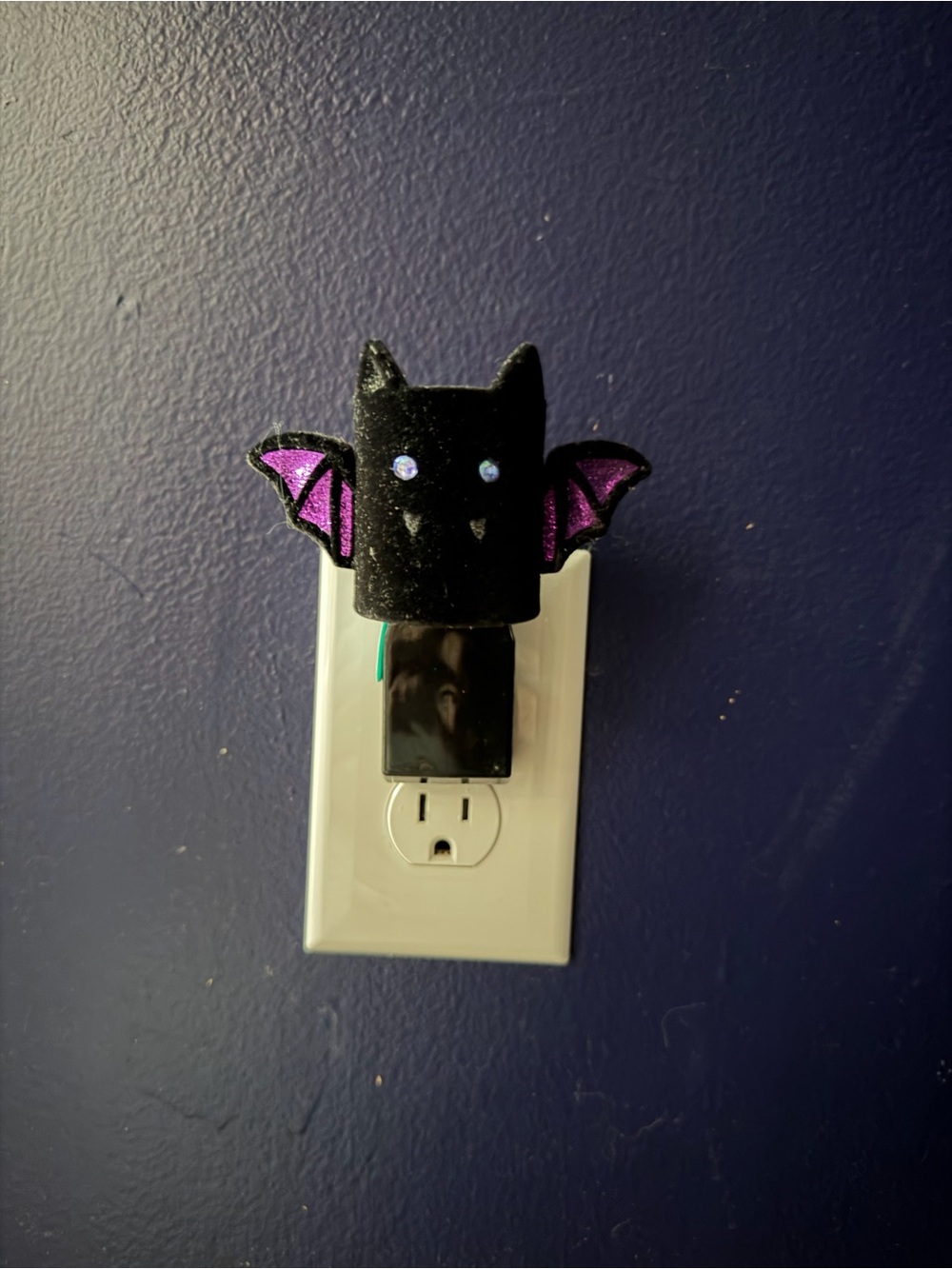 Bath & Body Works Black and Purple Bat Wall Plug-In Warmer